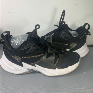 Nike Jordan Why Not Zero.3 (GS) Size 7Y (CD5804 001) Black/Gold